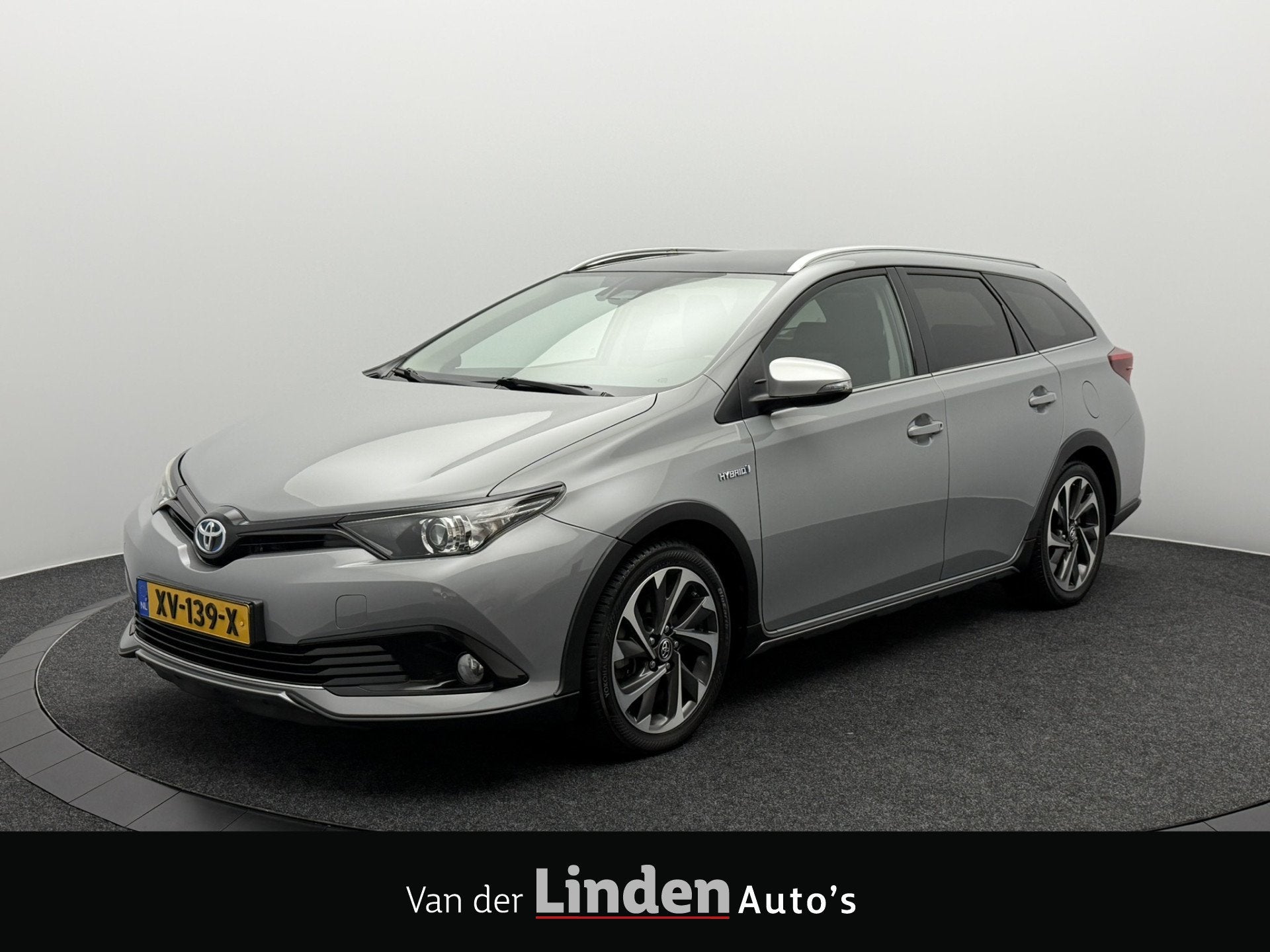 Toyota Auris 1.8 Hybrid Comfort | Fabrieksgarantie | Panoram, Dealer onderhouden, Gebruikt, Origineel Nederlands, Hybride Elektrisch/Benzine