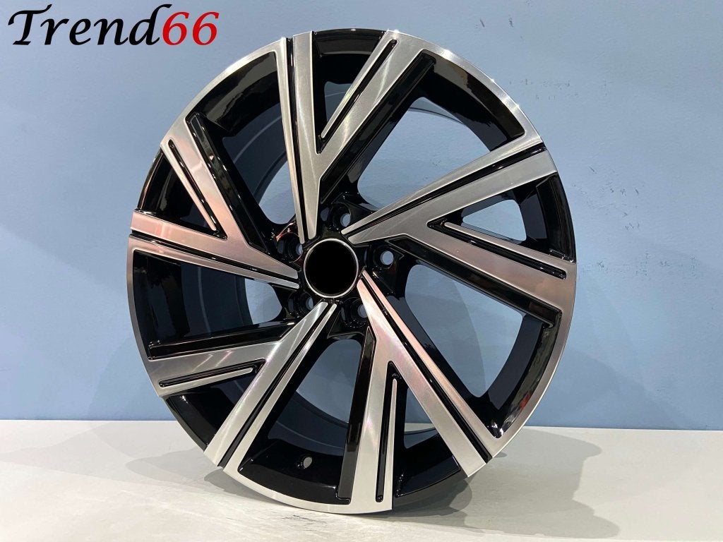 5x100 18'' Velgen Bergamo Vw Polo Audi Seat ibiza Skoda FR, Niet ingevuld, 18 inch, Velg(en), Niet ingevuld