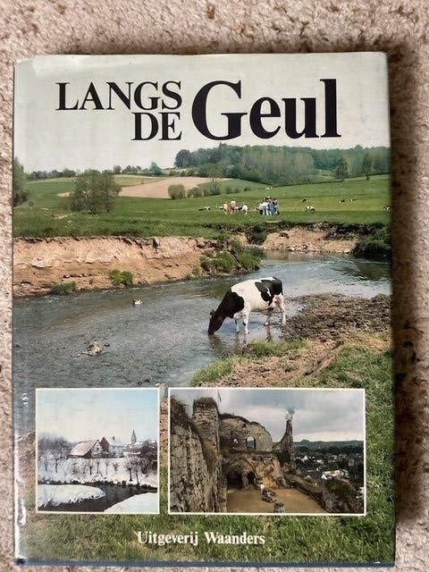 boek Langs de Geul  van Adriaan Buter, Gelezen, Ophalen of Verzenden, Adriaan Buter & Ger Dekkers., Natuur algemeen