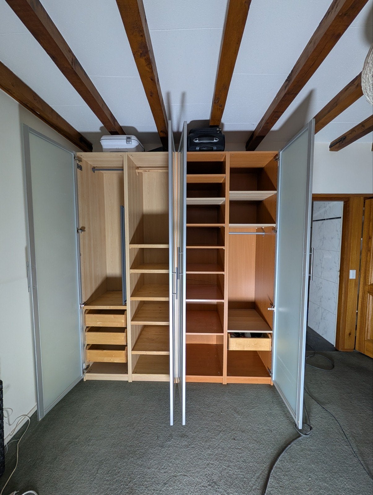 2 IKEA PAX kasten, 236x99x60 cm, beuken en donkerder, Ophalen, Met lade(s), Gebruikt, 200 cm of meer