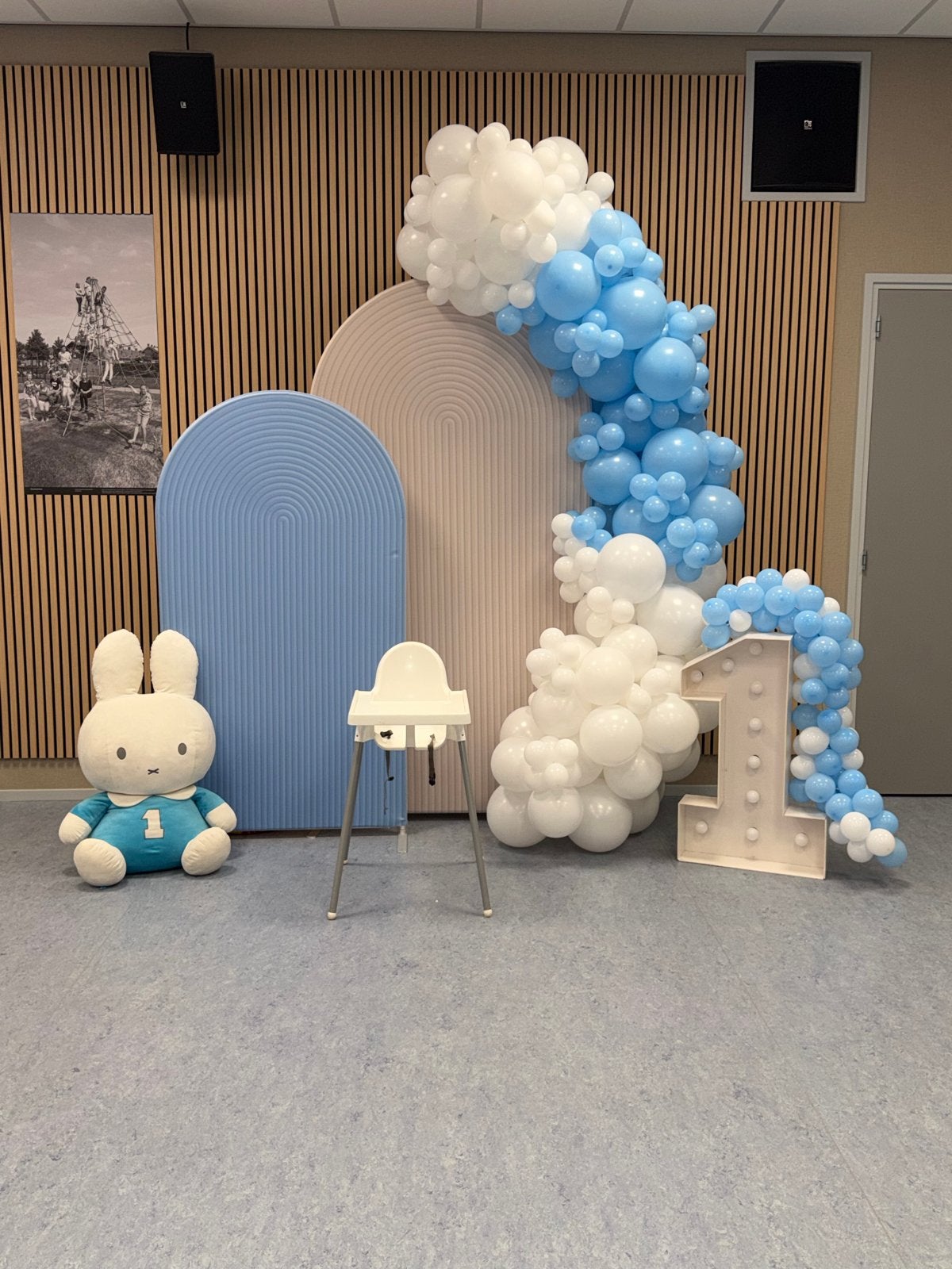 Grote Nijntje knuffel 100cm en licht cijfer 1 van karton, Ophalen, Gebruikt, Met licht, Konijn