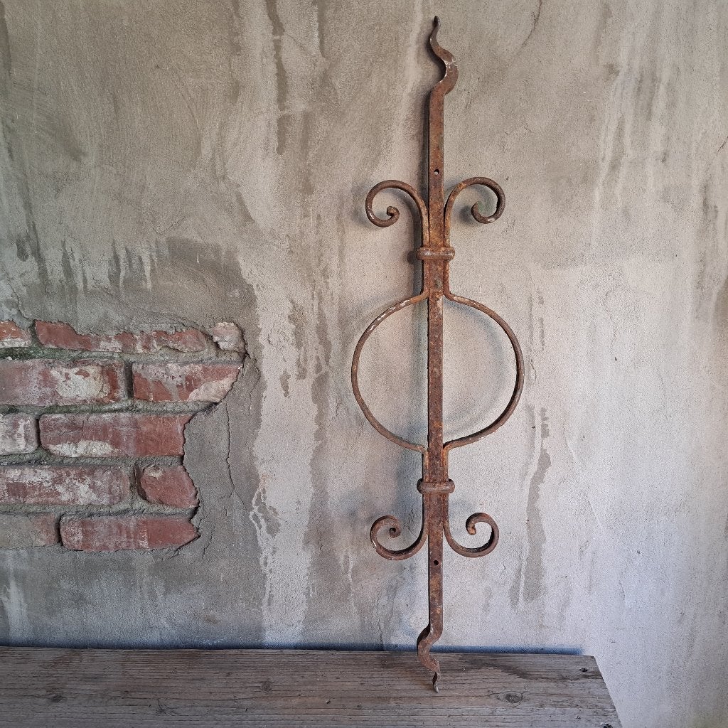 Brocante oud metalen ornament rek baluster roest *Etage3*, Gebruikt, ., Ophalen of Verzenden, .