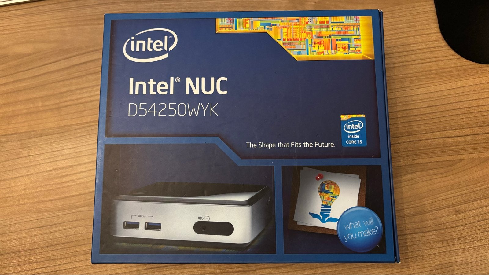 Intel NUC D54250WYK Mini PC - Compacte en Krachtige Desktop, Computers en Software, Gebruikt, Ophalen of Verzenden, SSD, Met videokaart