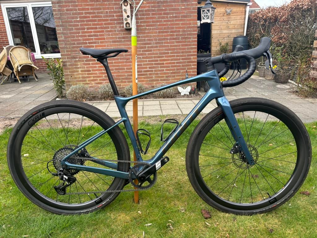 Giant revolt advanced zgan alles carbon!!, 28 inch, 10 tot 15 versnellingen, Zo goed als nieuw, Schijfrem