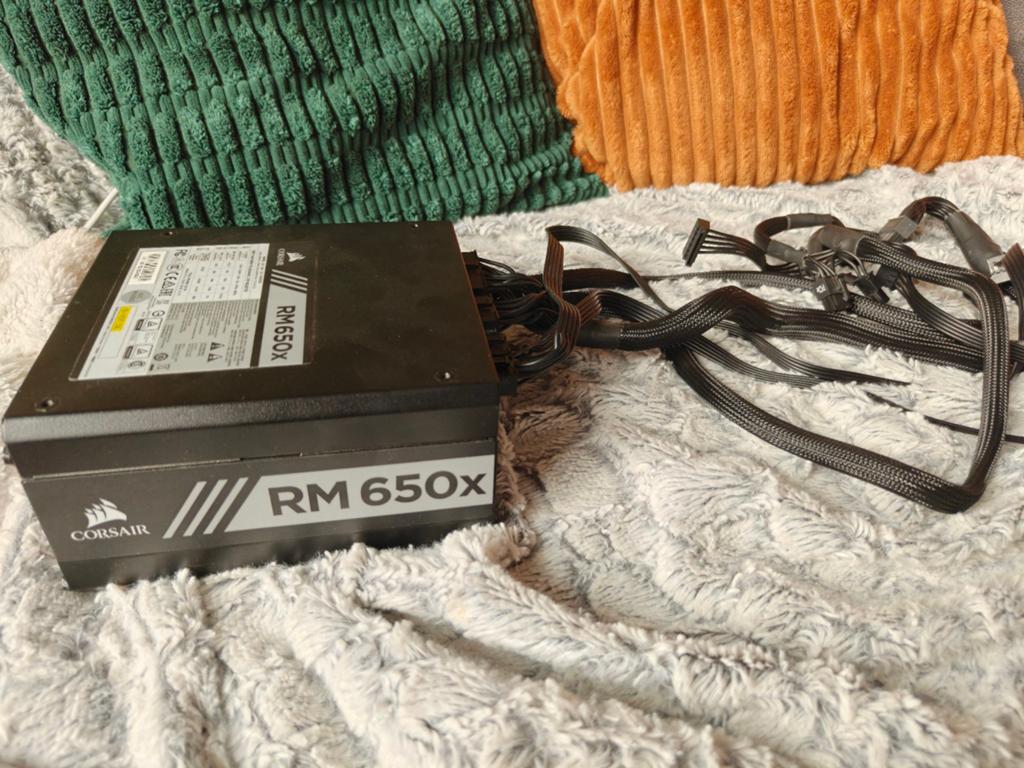 Corsair RM650x Voeding - 80 PLUS Gold, Volledig Modulair, Ophalen of Verzenden