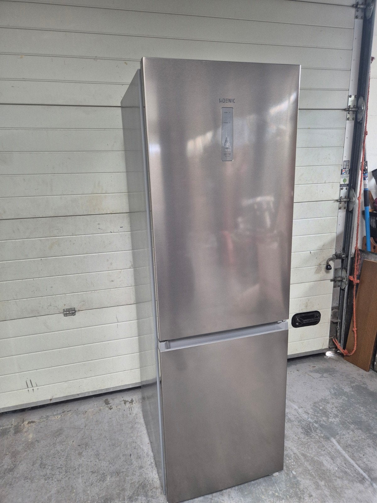 Koenic No Frost koel-vriescombinatie RVS 338L, Ophalen, Koenic, 200 liter of meer, Met aparte vriezer