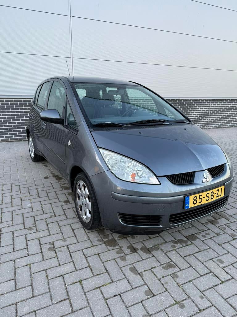 Mitsubishi Colt 1.3 CZ5 2006 Grijs airco en nieuw APK, Auto's, Mitsubishi, Particulier, Colt, ABS, Airbags, Airconditioning, Boordcomputer