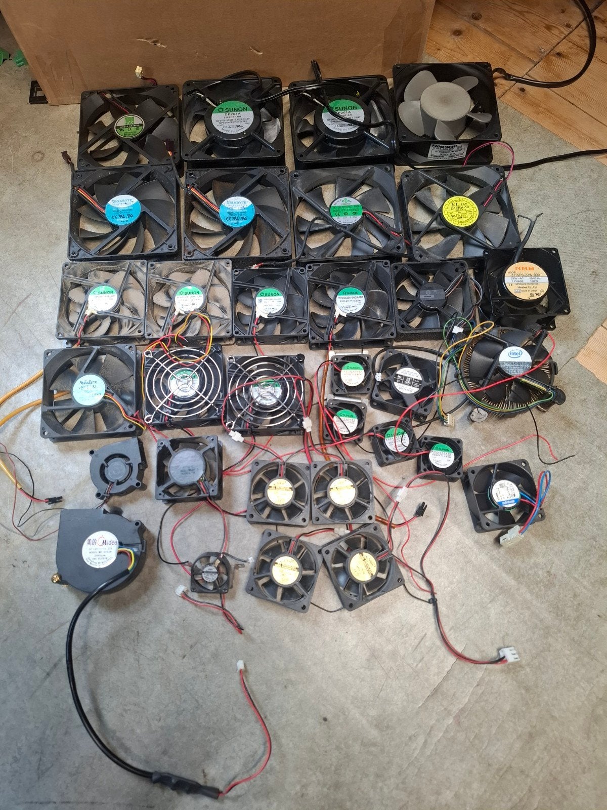 Diverse computer ventilatoren - partij, Ophalen of Verzenden, Gebruikt, Luchtkoeling