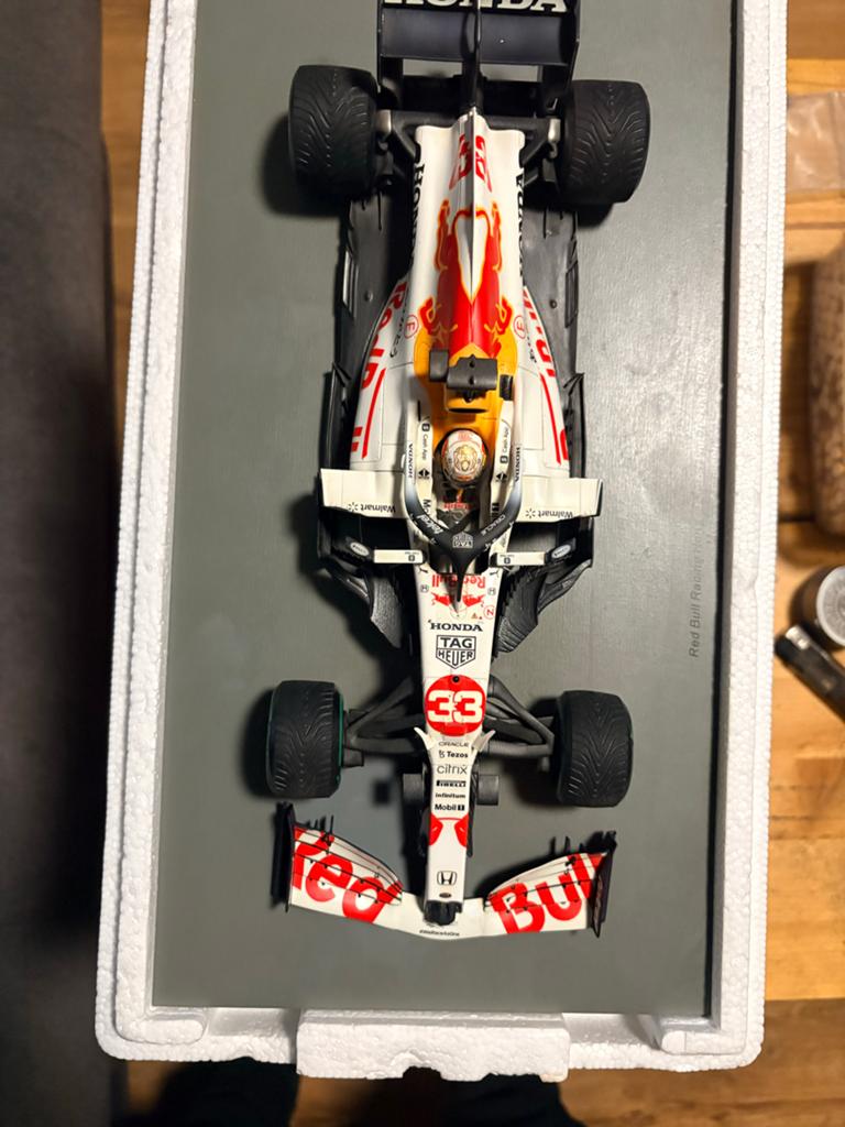 Red Bull Racing F1 Modelauto Max Verstappen #33, Ophalen of Verzenden, Gebruikt, Formule 1