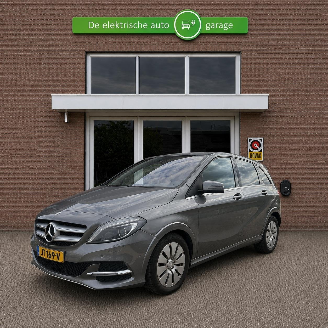 Mercedes-Benz B-klasse 250 e Lease Edition 28 kWh, Auto's, Stof, Gebruikt, Origineel Nederlands, Stoelverwarming