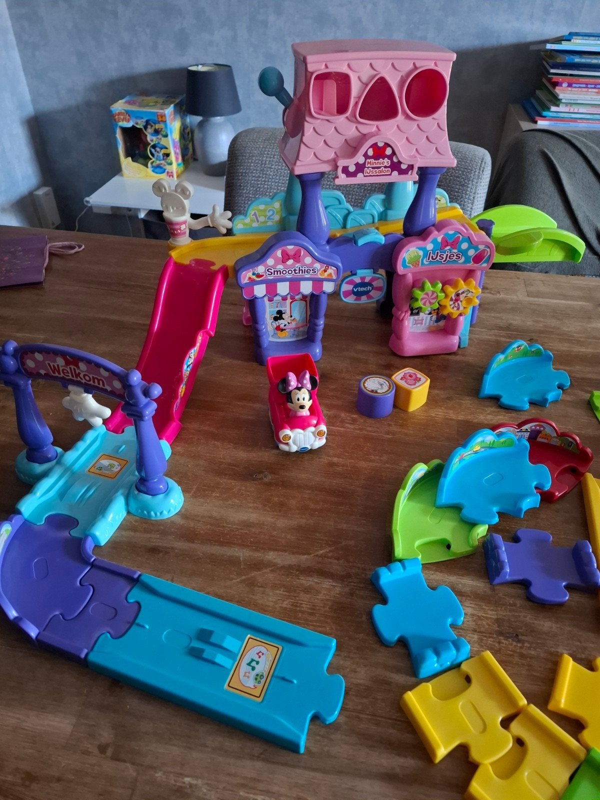 VTech Toet Toet Auto's:Minnie's IJssalon & Mickey's Pretflat, Ophalen, Gebruikt