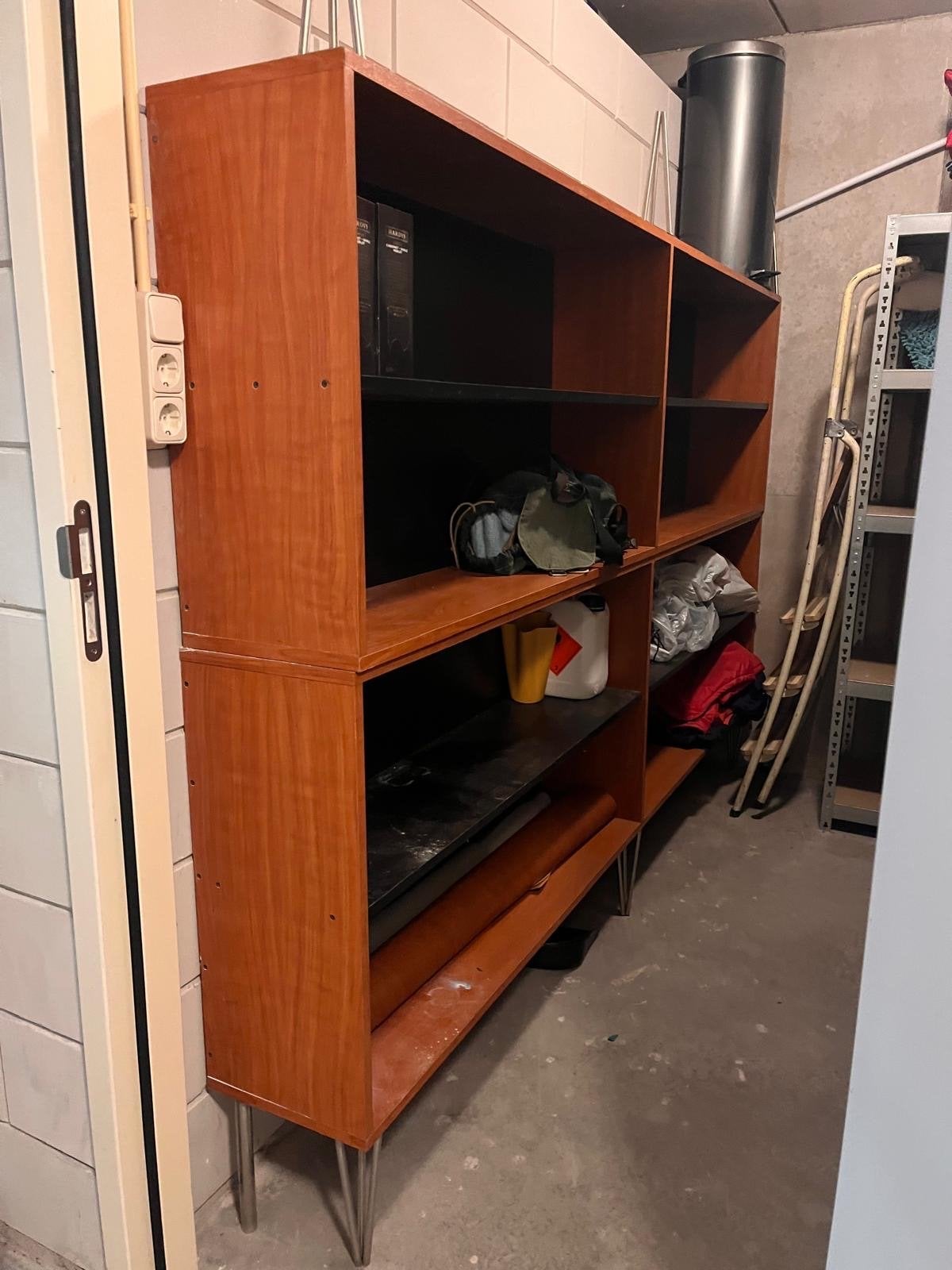2 Boekenkasten met RVS poten - 300x80x30 cm, Ophalen, Met plank(en), Gebruikt, 200 cm of meer