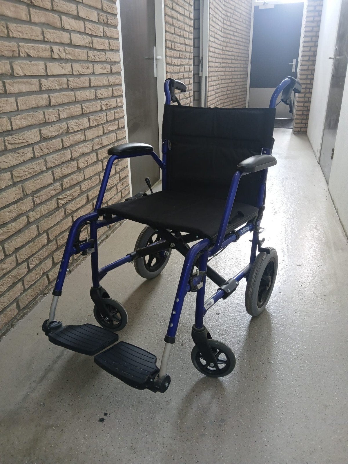 Rolstoel zo goed als nieuw, Ophalen, Inklapbaar, Zo goed als nieuw