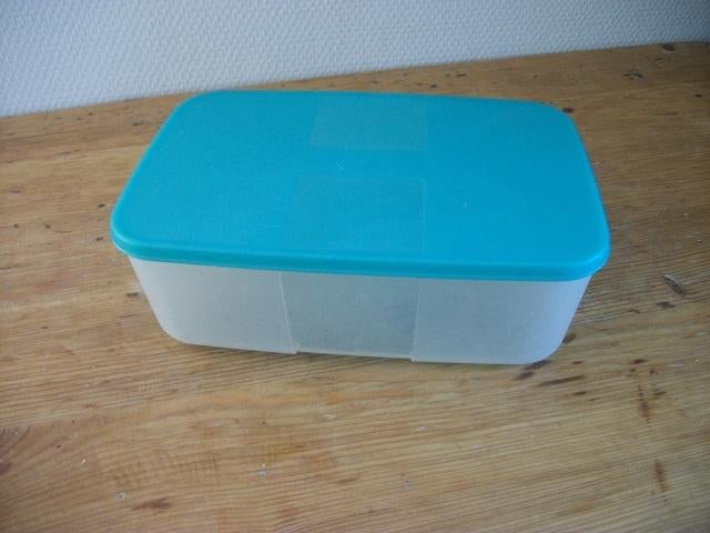 Tupperware Voorraadbakje ( groen deksel, 1.5 liter ), Huis en Inrichting, Keuken | Tupperware, Ophalen of Verzenden, Gebruikt