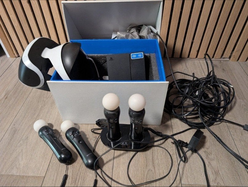 PlayStation VR-bundel met games en accessoires, Verzenden, Gebruikt, VR-bril, Sony PlayStation