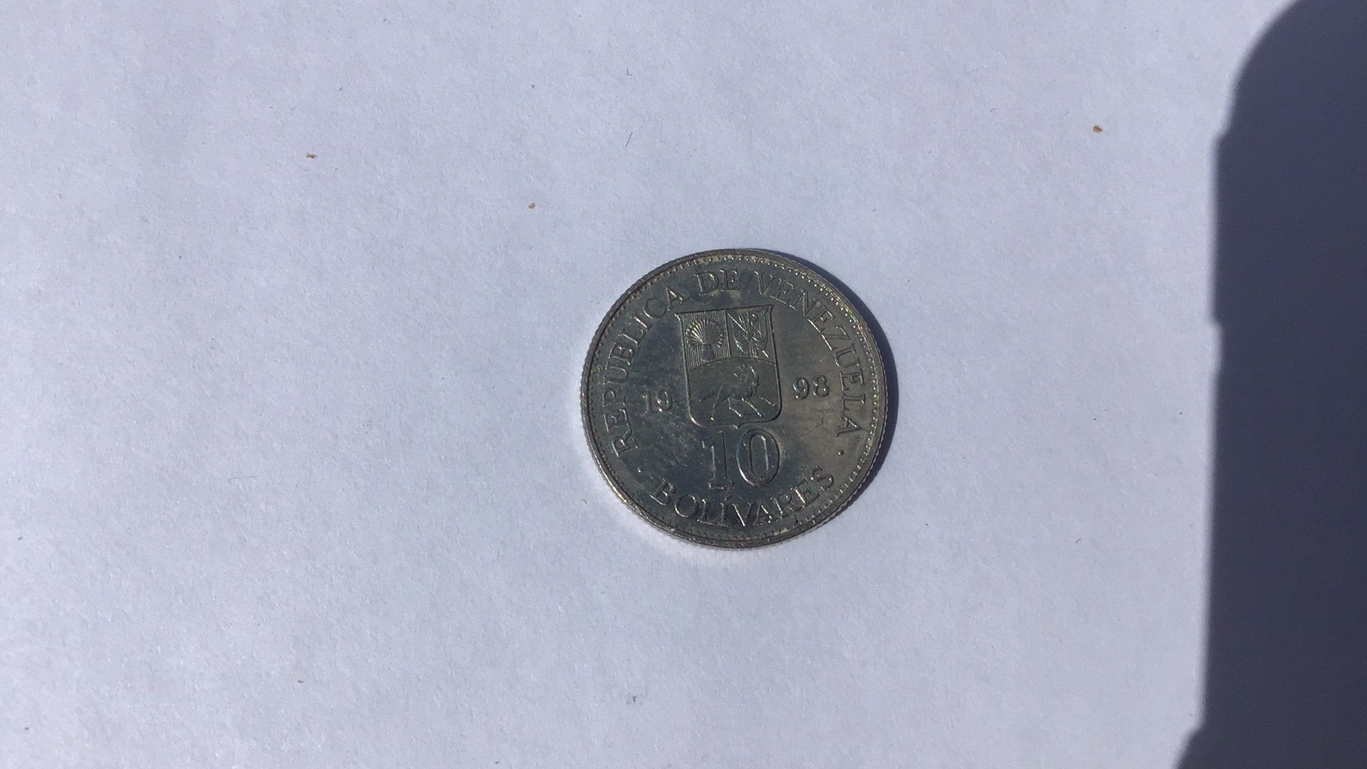 Venezuela 10 bolivar 1998., Postzegels en Munten, Munten | Amerika, Ophalen of Verzenden