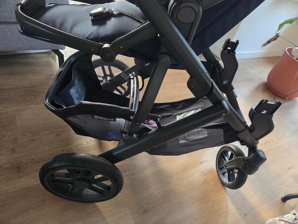 Uppa Baby Vista 2 Compleet met Regenhoes, Wieg & Adapters, Kinderen en Baby's, Kinderwagens en Combinaties, Overige merken, Gebruikt