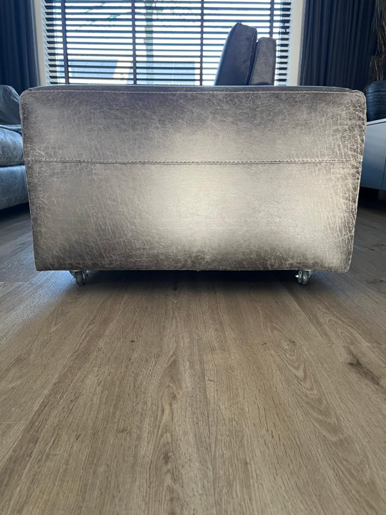 Stijlvolle Microleder Hocker - Comfortabel en Modern, Huis en Inrichting, Overige materialen, Gebruikt, Ophalen of Verzenden, Rechthoekig