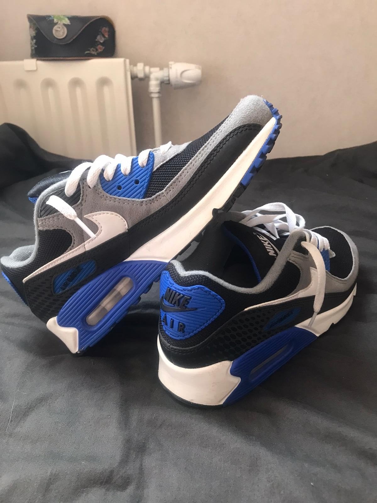 Nike Air Max 90 Sneakers - Zwart, Blauw, Grijs, Blauw, Nike, Ophalen of Verzenden, Sneakers of Gympen