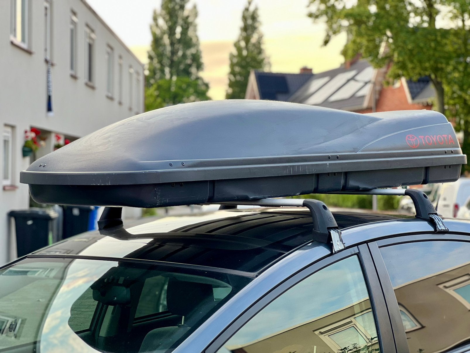 Originele Toyota Prius Wagon - Dakkoffer en dakdragers, Ophalen, Gebruikt