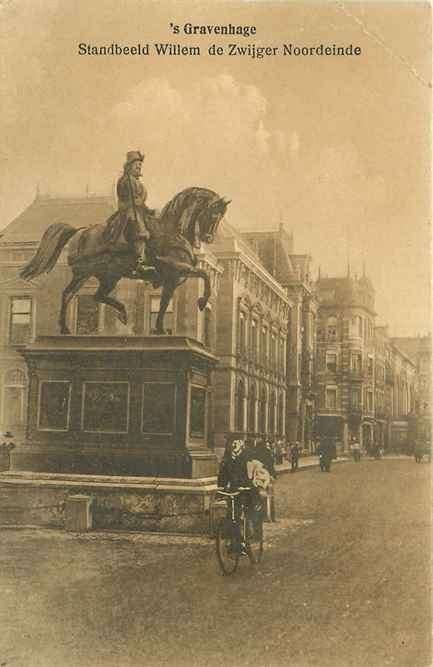 301-034-005 Den Haag Standbeeld Willem de Zwijger, Verzamelen, Ansichtkaarten | Nederland, Zuid-Holland, Voor 1920, Verzenden