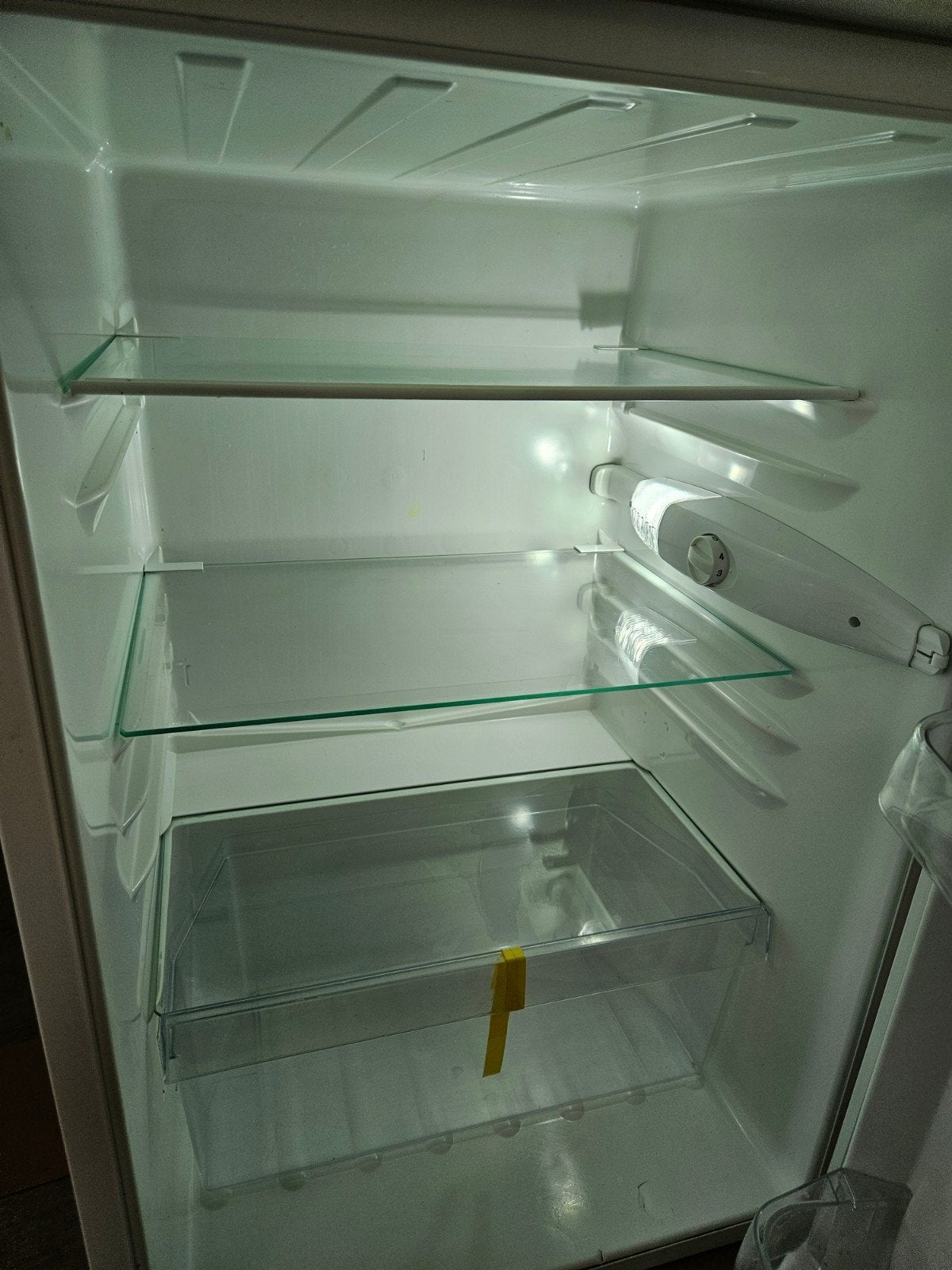 Zanussi koelkast tafelmofel, Ophalen, 150 tot 200 liter, Minder dan 85 cm, 45 tot 60 cm