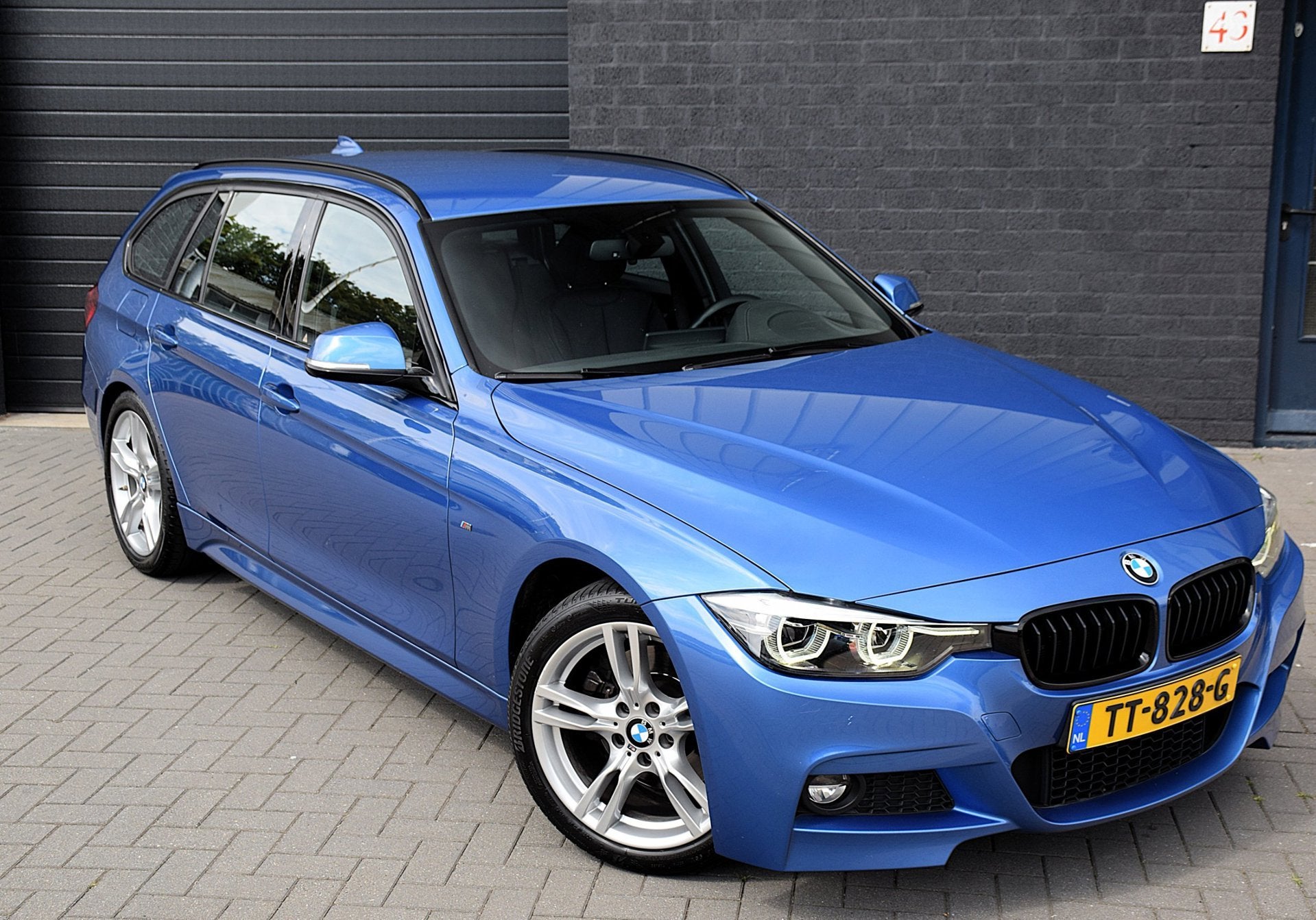 BMW 3-serie Touring 330i M Sport Edition*2e Eigenaar*150Dkm*, Auto's, Automaat, Achterwielaandrijving, 4 cilinders, 252 pk