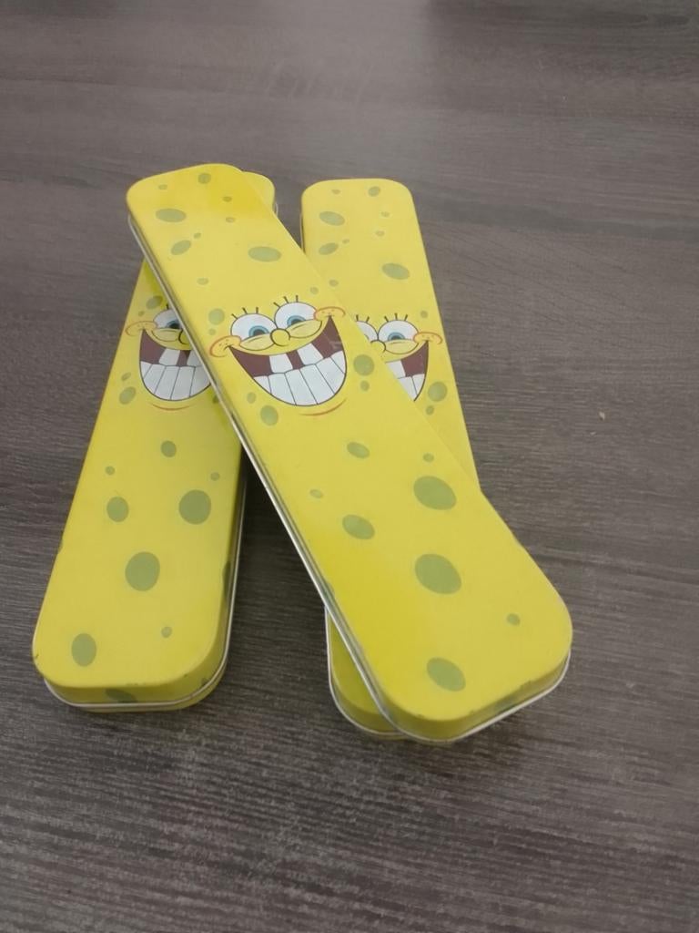 Pennen opbergblik, Ophalen