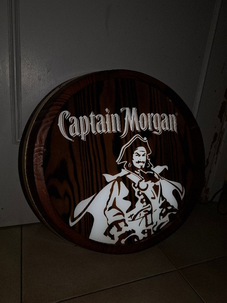 Authentieke lichtreclame Captain Morgan rum, Verzamelen, Ophalen of Verzenden, Nieuw, Lichtbak of (neon) lamp