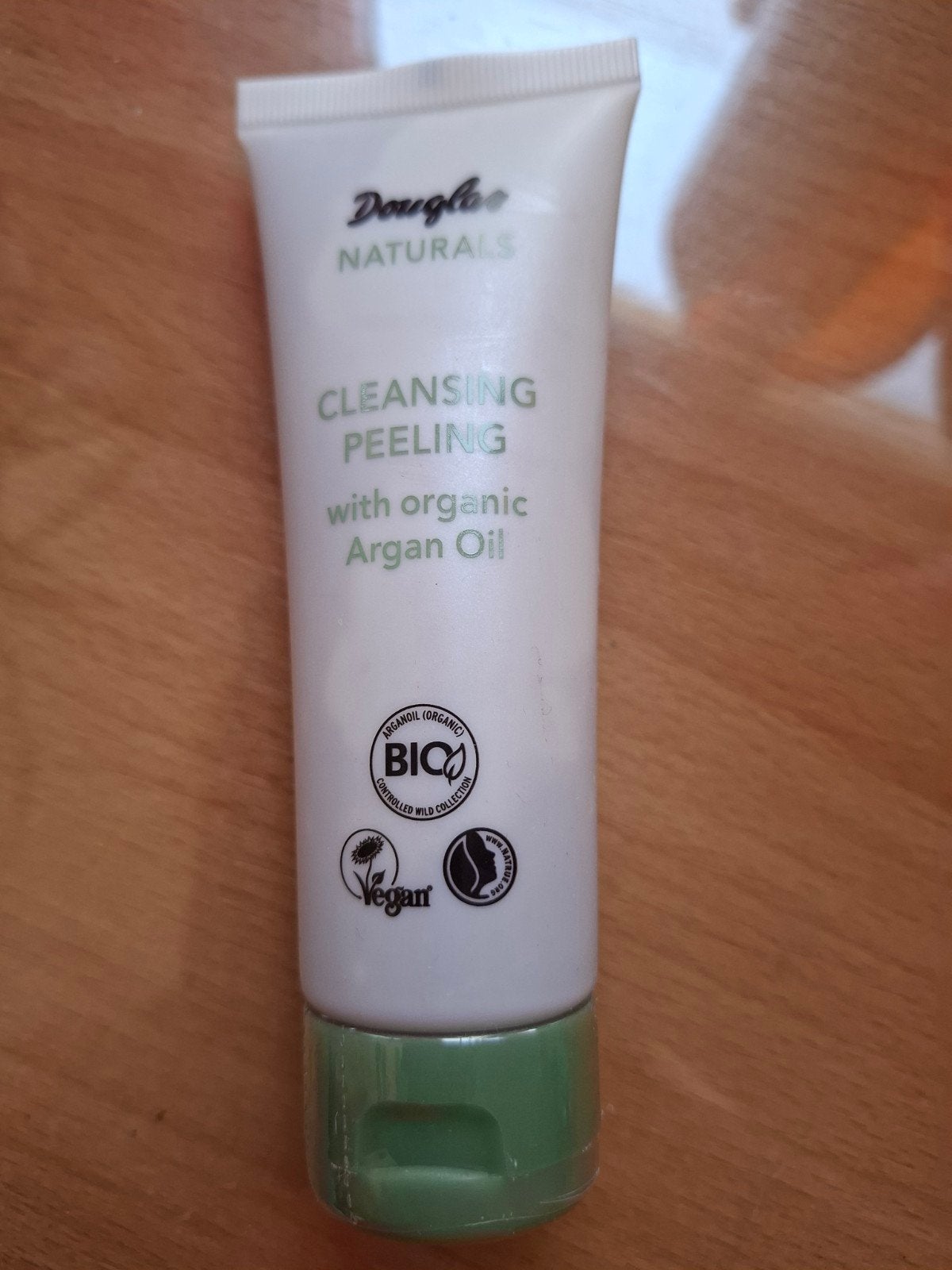 Douglas Naturals Cleansing Peeling met Arganolie - Nieuw, Verzenden, Nieuw, Gehele gezicht, Verzorging