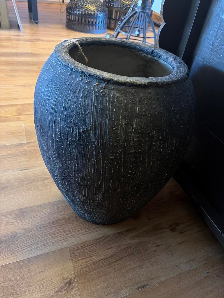 Grote grijze stenen pot - Mooie decoratieve vaas, Huis en Inrichting, Woonaccessoires | Vazen, Ophalen, Steen, Gebruikt, Overige kleuren
