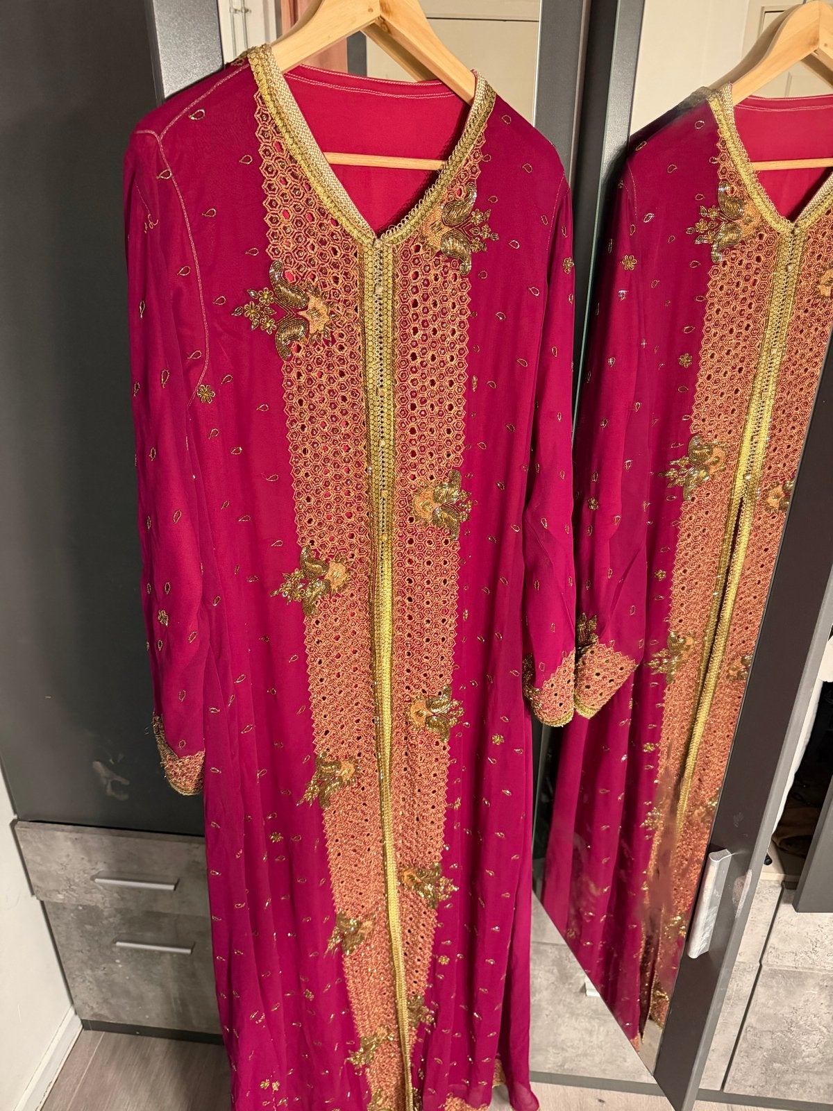 Prachtige Marokkaanse Tkchita - Feestelijke Kaftan, Overige typen, Zo goed als nieuw, Rood, Ophalen