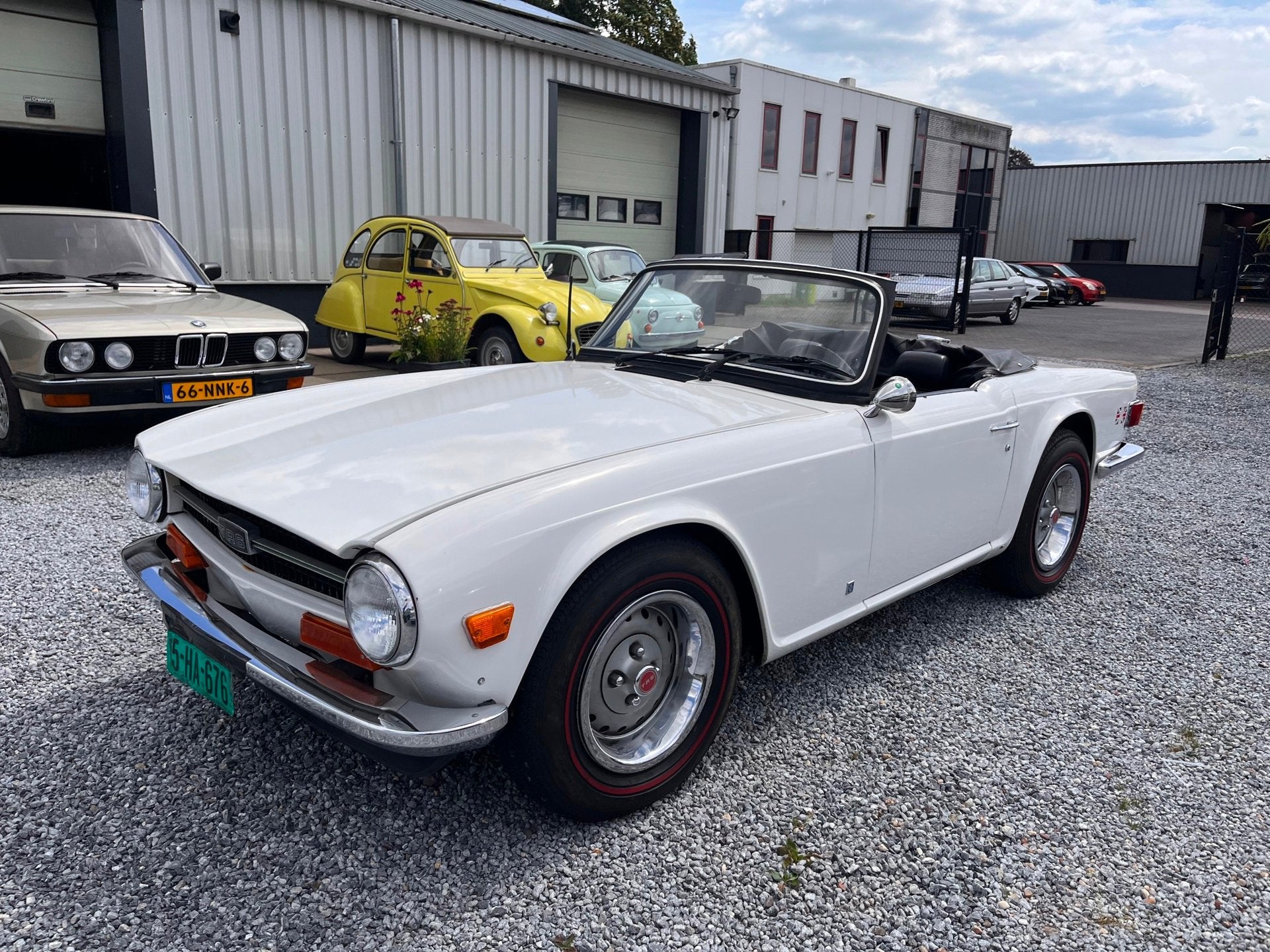 Triumph TR6 Soft Top, 2500 cc, Gebruikt, Cabriolet, Wit
