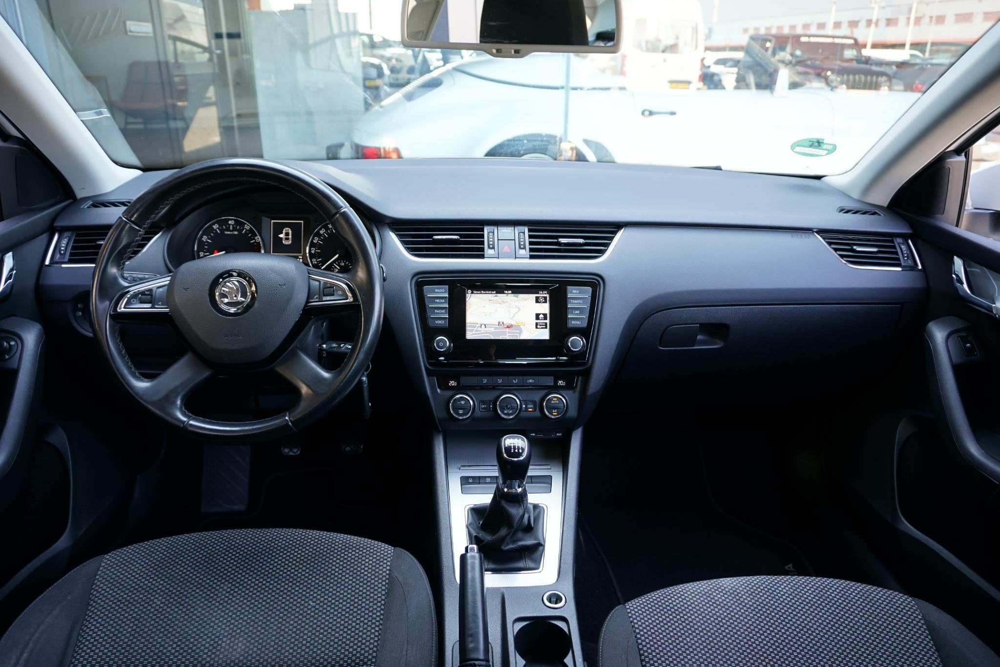 Skoda Octavia 1.2 TSI Greentech Ambition Businessline + AFN., Auto's, Skoda, Voorwielaandrijving, Euro 5, Stof, Gebruikt