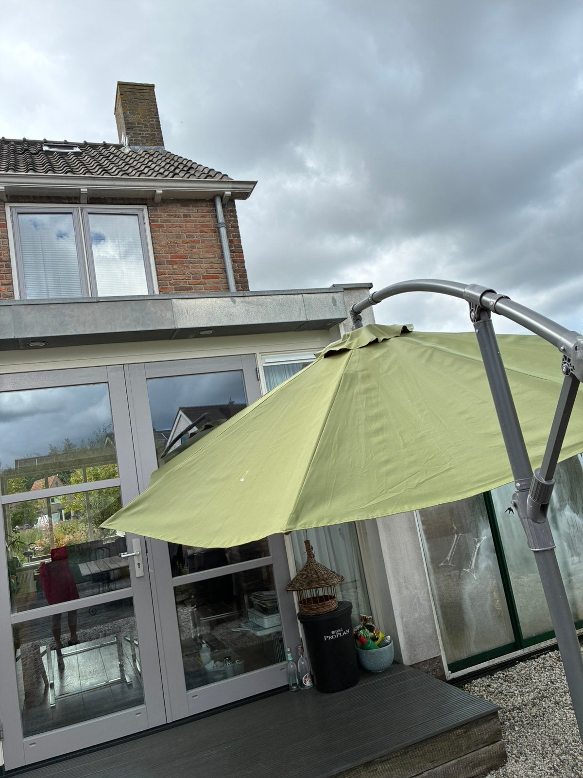 Grote zweefparasol met zware voet, Ophalen, Gebruikt, Zweefparasol