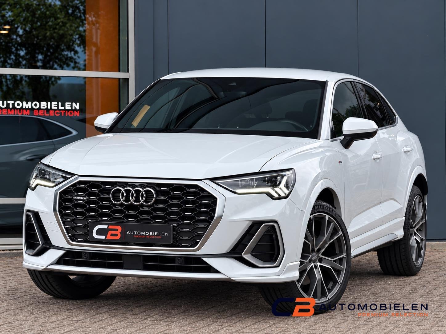 Audi Q3 Sportback 45 TFSI quattro Pro Line S | keyless | App, Auto's, Dealer onderhouden, Gebruikt, 4 cilinders, 1984 cc