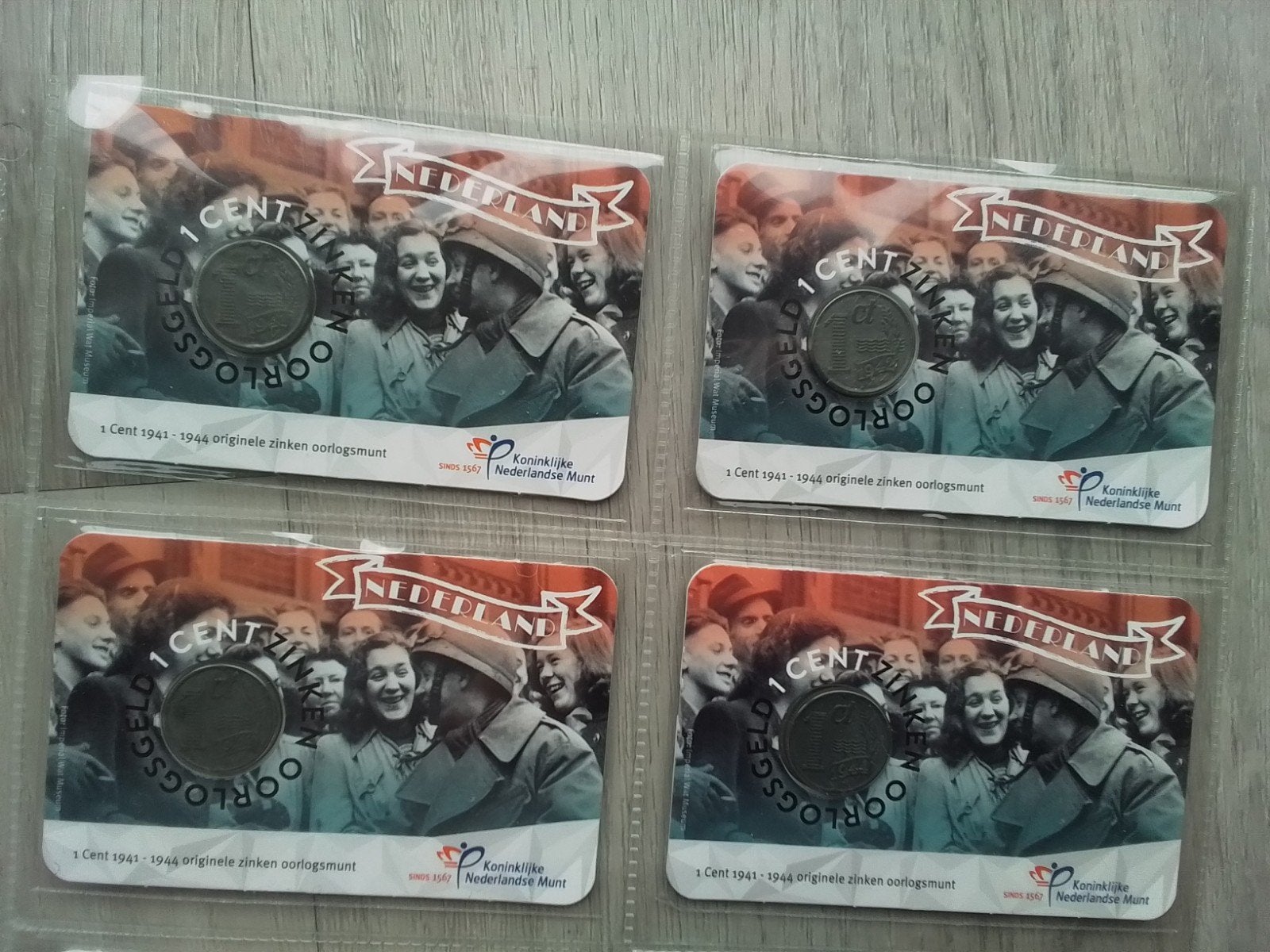 COMPLETE SET 75 jaar Bevrijding coincard met zinken cent, Ophalen of Verzenden, Koningin Wilhelmina, 1 cent