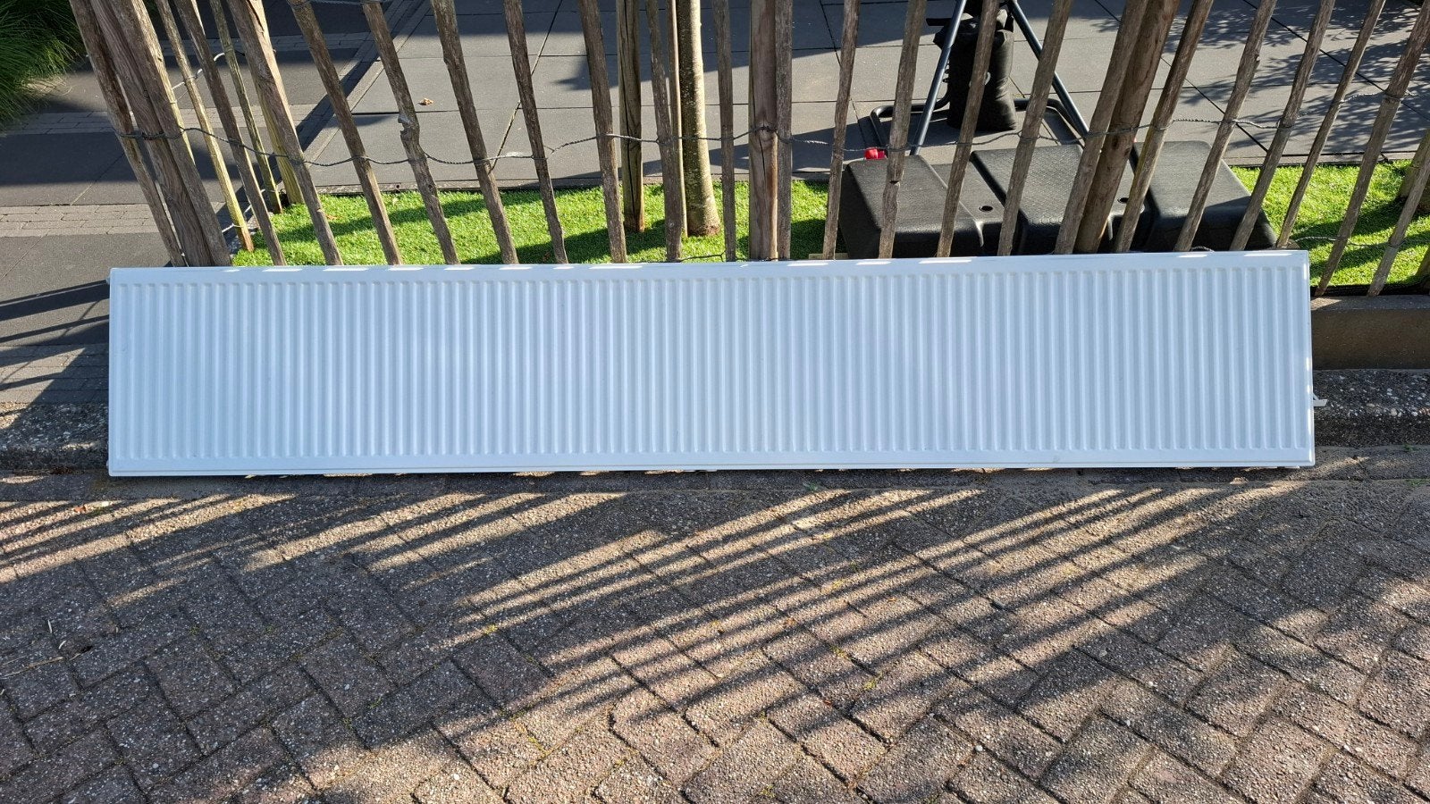 Grote witte radiator, gebruikt, Doe-het-zelf en Verbouw, Verwarming en Radiatoren, Ophalen, 30 tot 80 cm, Gebruikt, Radiator
