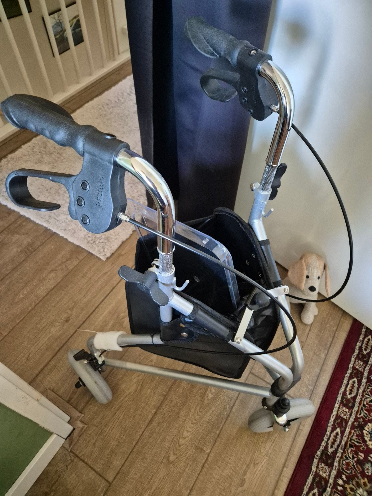 Delta Driewiel rollator, Diversen, Ophalen, Opvouwbaar, Zo goed als nieuw
