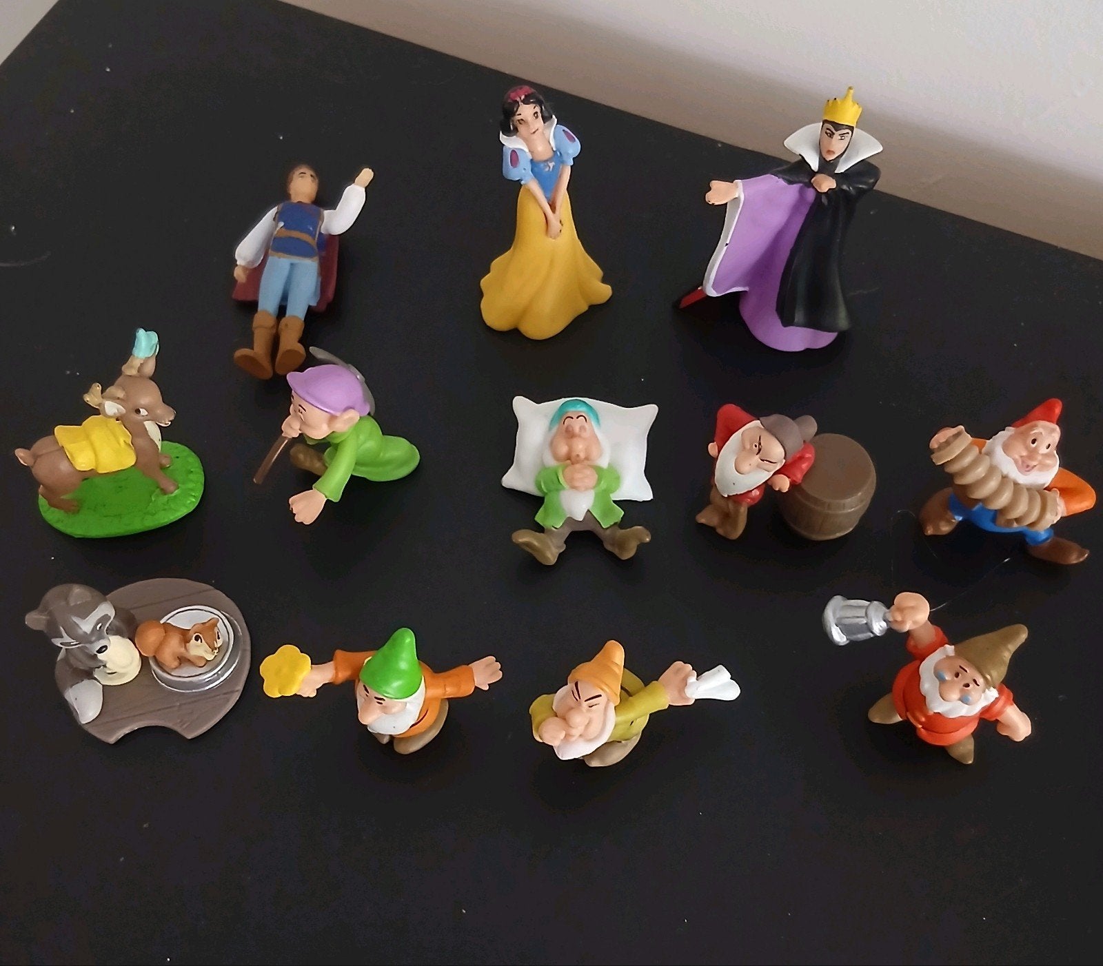 Disney Sneeuwwitje en de Zeven Dwergen AH figuren (2009), Ophalen of Verzenden, Sneeuwwitje of Doornroosje, Gebruikt, Beeldje of Figuurtje