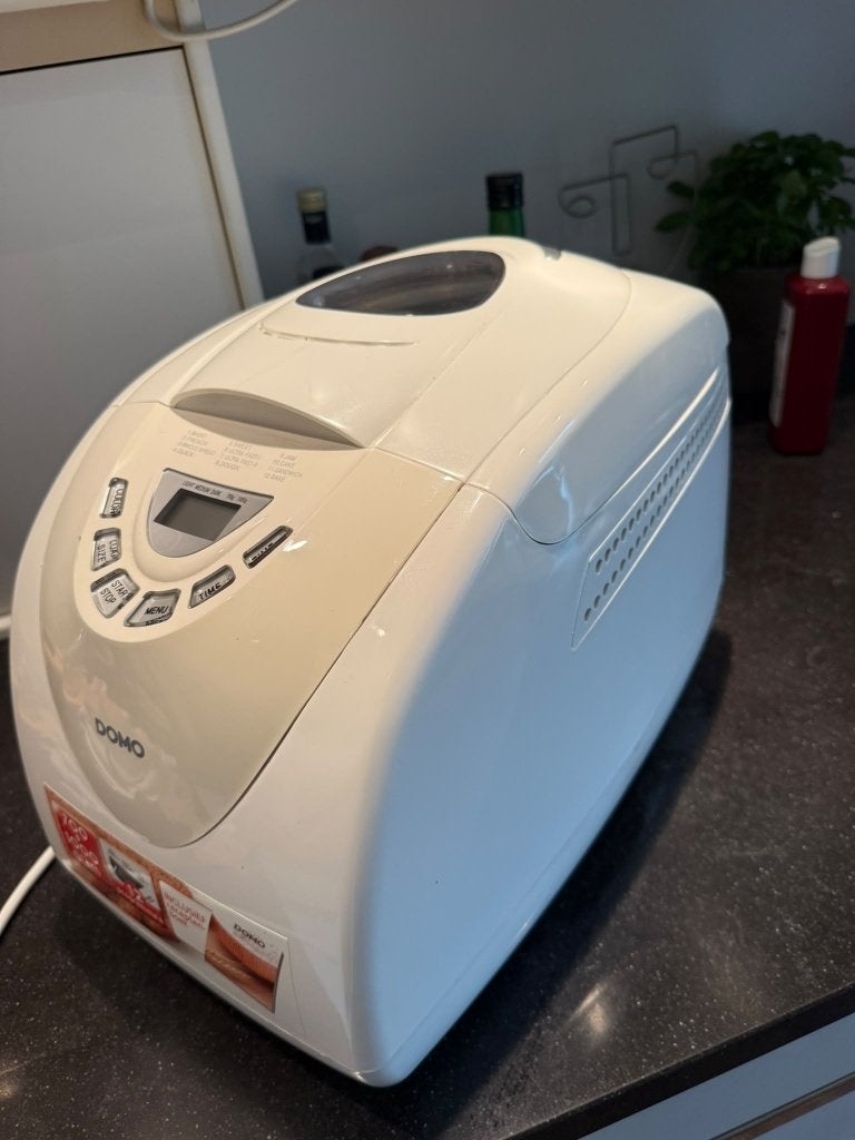 Broodbakmachine, Met timer, 800 tot 1200 gram deeg, Ophalen of Verzenden, Zo goed als nieuw
