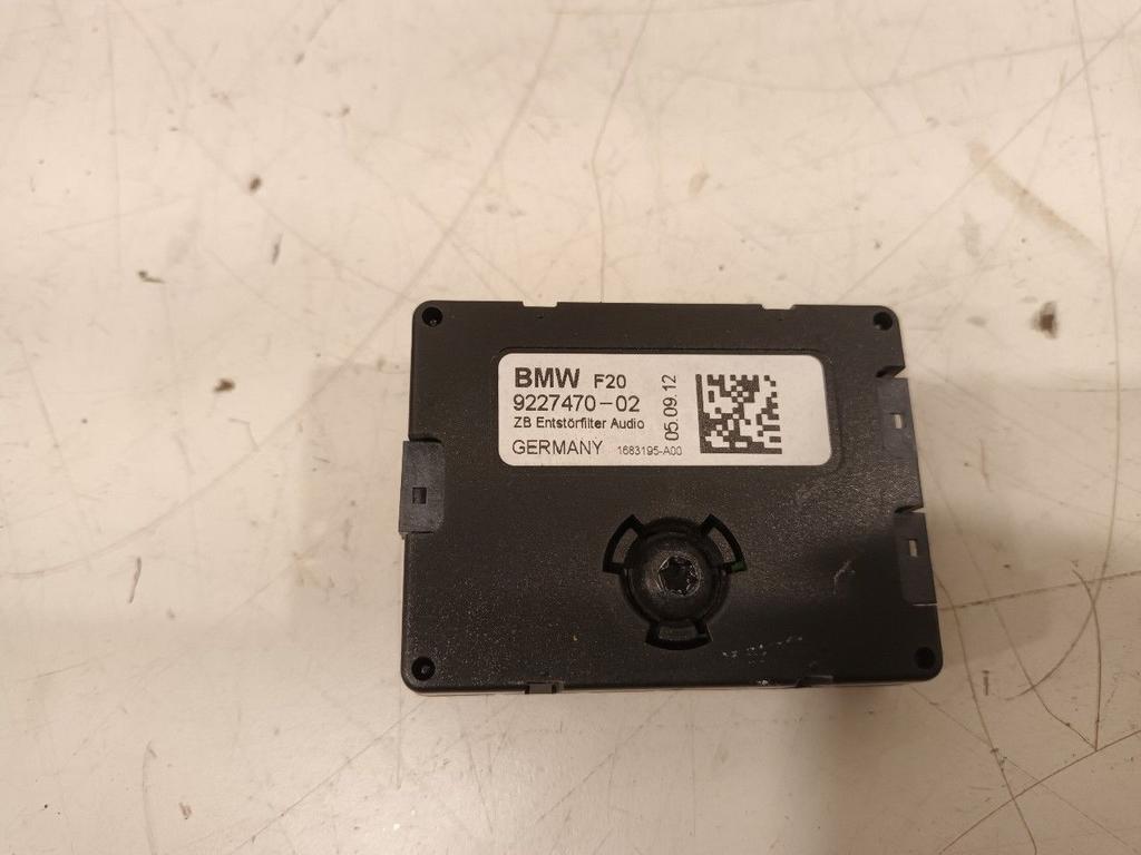 Antenne versterker BMW 1 serie, Ophalen of Verzenden, Van der Ven Autorecycling B.V., Onderdelen@venauto.nl, Ettenseweg 76, 4706 PB Roosendaal, The Netherlands