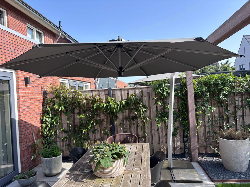 Borek Zweefarasol, Tuin en Terras, Parasols, Ophalen, Gebruikt, Overige typen, Kantelbaar