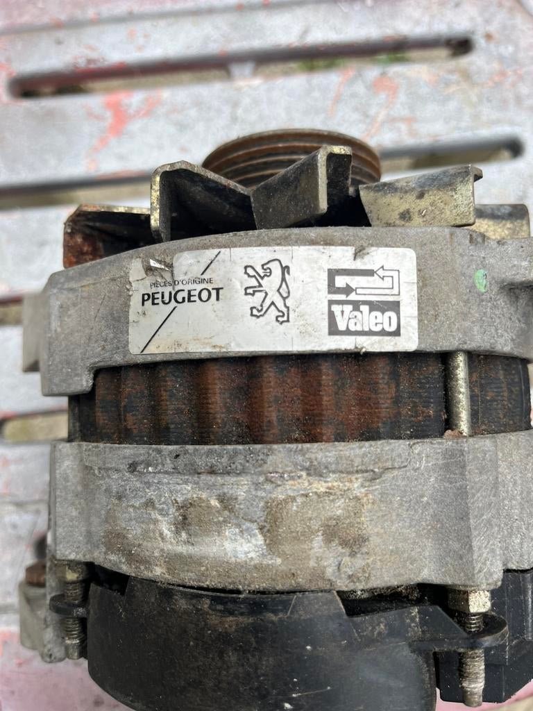 Dynamo Peugeot 405, Ophalen of Verzenden