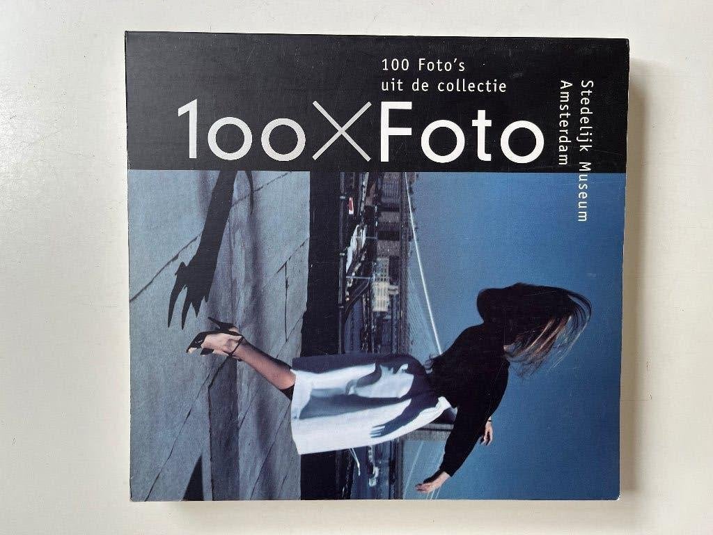100 x foto - Stedelijk Museum Amsterdam, Hripsime Visser, Ophalen of Verzenden, Zo goed als nieuw, Overige onderwerpen