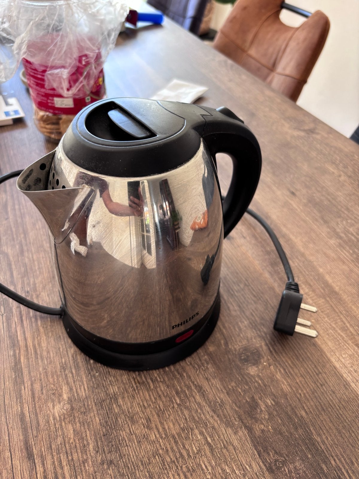 Philips Waterkoker HD9303 - Ideaal voor Europa, 1 tot 2 liter, Ophalen of Verzenden, Gebruikt, Rvs