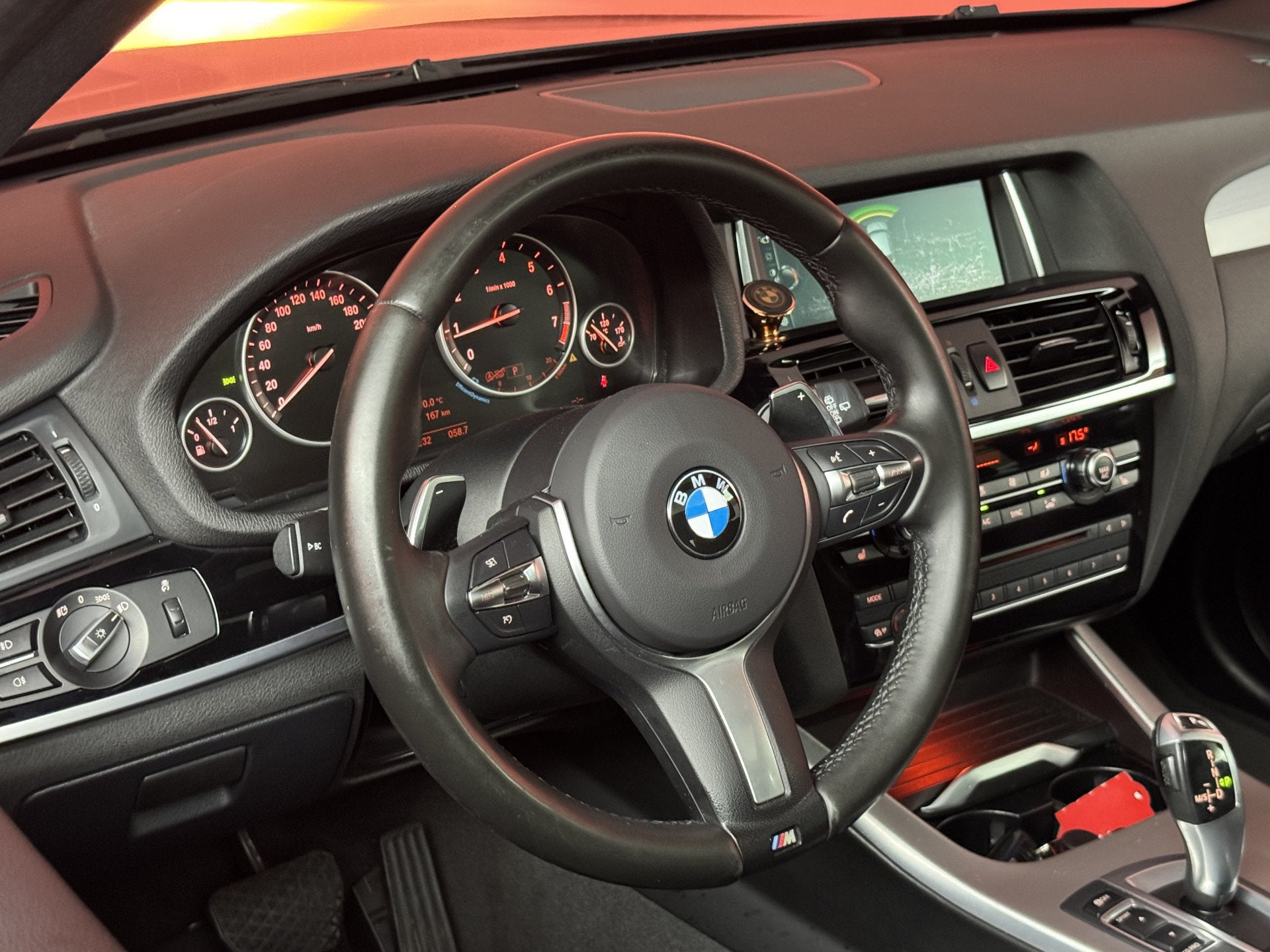 BMW X3 xDrive20i Centennial High Executive M-Pakket | Pano |, Auto's, BMW, Automaat, Stof, Gebruikt, 4 cilinders