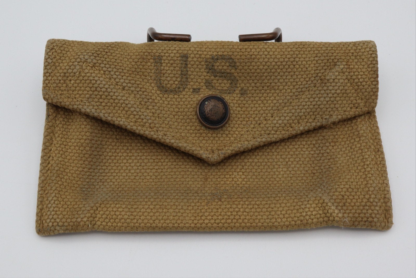 US WWII M-1942 British Made First Aid Pouch, 1944, Ophalen of Verzenden, Landmacht, Amerika, Kleding of Schoenen
