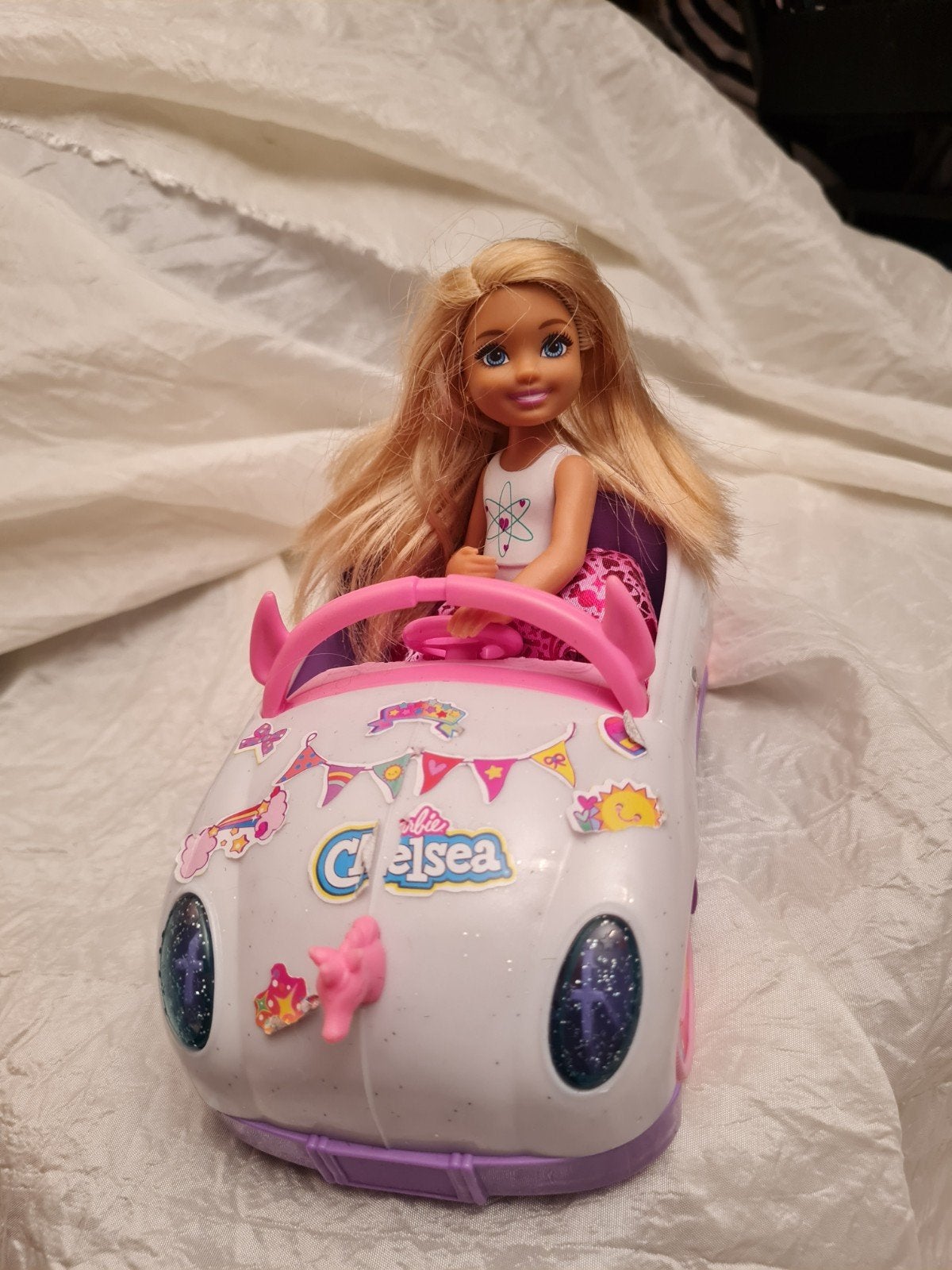 Chelsea Barbie pop met auto van Mattel, Ophalen of Verzenden, Gebruikt, Barbie