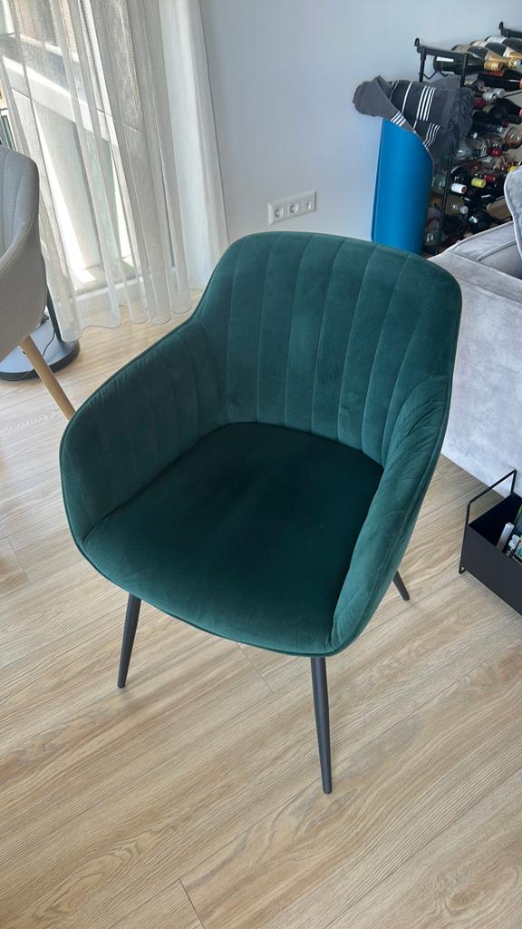 Groene Velvet Eetkamerstoel met Armleuningen, Huis en Inrichting, Stoelen, Ophalen, Overige kleuren, Zo goed als nieuw, Eén